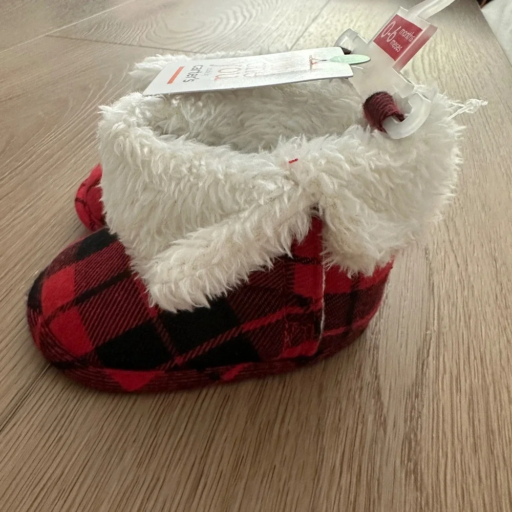 Just One You Carter's Red Plaid Holiday Baby Bootie Slippers 0-6M Faux Fur Trim